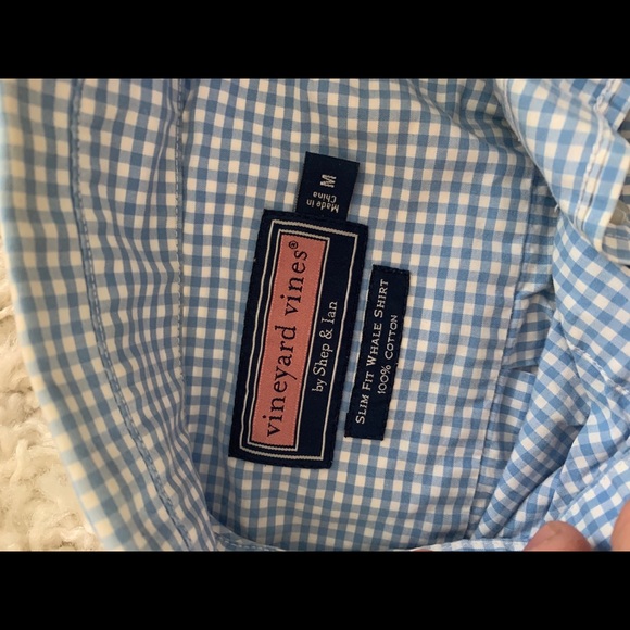 Vineyard vines button down - Picture 2 of 2